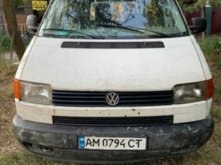 Белый Фольксваген Transporter, объемом двигателя 1.9 л и пробегом 1000 тыс. км за 3500 $, фото 1 на Automoto.ua