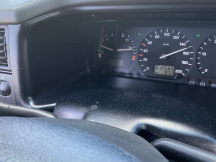 Білий Фольксваген Transporter, об'ємом двигуна 2.5 л та пробігом 612 тис. км за 8000 $, фото 1 на Automoto.ua