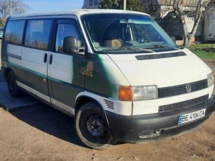 Белый Фольксваген Transporter, объемом двигателя 2.4 л и пробегом 3 тыс. км за 4612 $, фото 1 на Automoto.ua