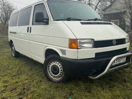 Білий Фольксваген Transporter, об'ємом двигуна 1.9 л та пробігом 275 тис. км за 4950 $, фото 1 на Automoto.ua