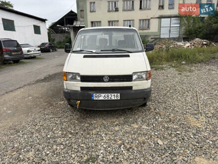 Білий Фольксваген Transporter, об'ємом двигуна 2.5 л та пробігом 350 тис. км за 1400 $, фото 1 на Automoto.ua