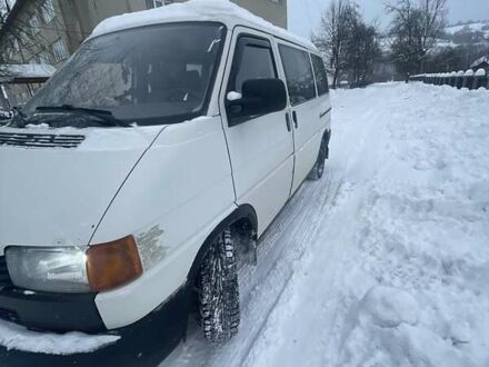 Белый Фольксваген Transporter, объемом двигателя 1.9 л и пробегом 380 тыс. км за 4500 $, фото 1 на Automoto.ua