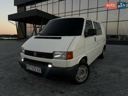 Білий Фольксваген Transporter, об'ємом двигуна 2.5 л та пробігом 400 тис. км за 3999 $, фото 1 на Automoto.ua