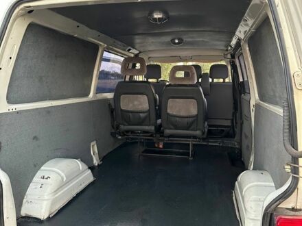Белый Фольксваген Transporter, объемом двигателя 2.5 л и пробегом 1 тыс. км за 5500 $, фото 1 на Automoto.ua
