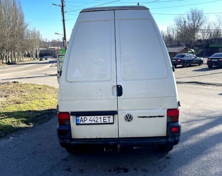 Білий Фольксваген Transporter, об'ємом двигуна 2.4 л та пробігом 555 тис. км за 3500 $, фото 2 на Automoto.ua