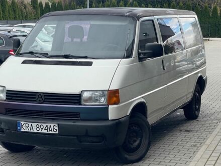 Фольксваген Transporter 1998 в Яворове на Automoto.ua Белый Фольксваген Transporter, объемом двигателя 1.9 л и пробегом 300 тыс. км за 2678 $, фото 1 на Automoto.ua