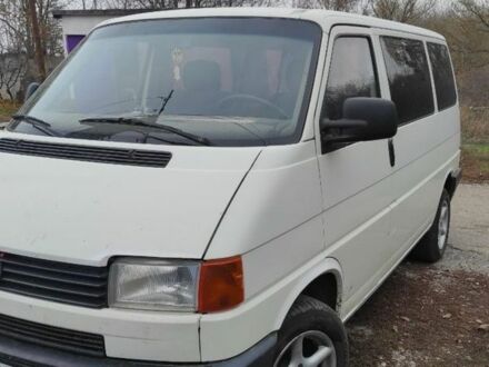 Белый Фольксваген Transporter, объемом двигателя 1.9 л и пробегом 430 тыс. км за 4400 $, фото 1 на Automoto.ua