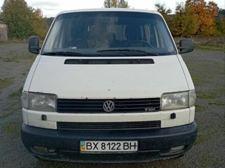 Белый Фольксваген Transporter, объемом двигателя 2.5 л и пробегом 361 тыс. км за 5500 $, фото 1 на Automoto.ua