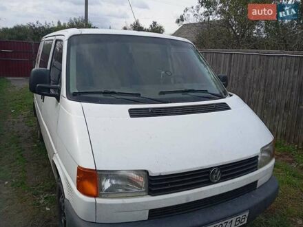 Белый Фольксваген Transporter, объемом двигателя 1.9 л и пробегом 357 тыс. км за 4200 $, фото 1 на Automoto.ua