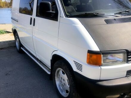 Фольксваген Transporter 1998 в Бердичеве на Automoto.ua Белый Фольксваген Transporter, объемом двигателя 1.9 л и пробегом 400 тыс. км за 4200 $, фото 1 на Automoto.ua
