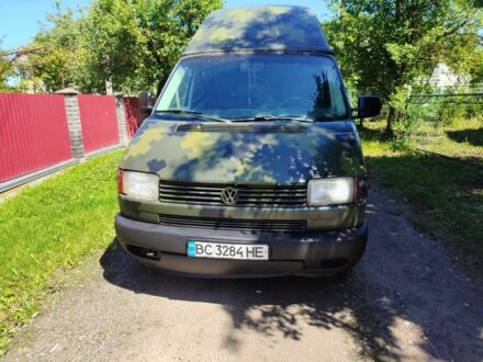 Фольксваген Transporter 1998 у Кременце на Automoto.ua Білий Фольксваген Transporter, об'ємом двигуна 2.5 л та пробігом 400 тис. км за 2899 $, фото 1 на Automoto.ua