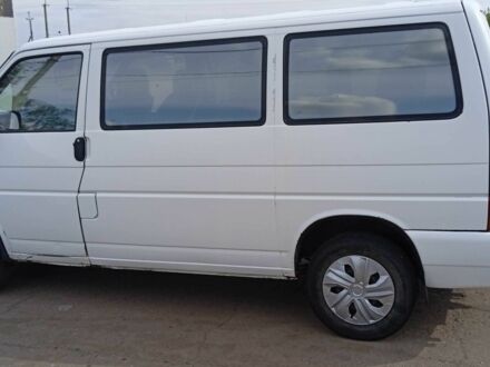 Фольксваген Transporter 1999 в Оржице на Automoto.ua Белый Фольксваген Transporter, объемом двигателя 2.4 л и пробегом 376 тыс. км за 4250 $, фото 1 на Automoto.ua