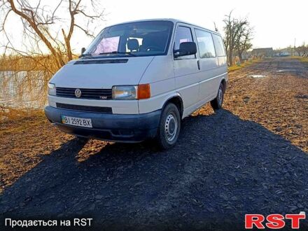 Фольксваген Transporter 1999 в Полтаве на Automoto.ua Белый Фольксваген Transporter, объемом двигателя 2.5 л и пробегом 289 тыс. км за 6300 $, фото 1 на Automoto.ua