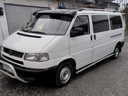 Фольксваген Transporter 1999 у Каменце-Подольском на Automoto.ua Білий Фольксваген Transporter, об'ємом двигуна 2.46 л та пробігом 422 тис. км за 5950 $, фото 1 на Automoto.ua