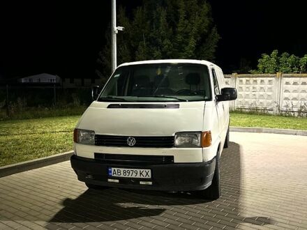 Білий Фольксваген Transporter, об'ємом двигуна 1.9 л та пробігом 300 тис. км за 3200 $, фото 1 на Automoto.ua