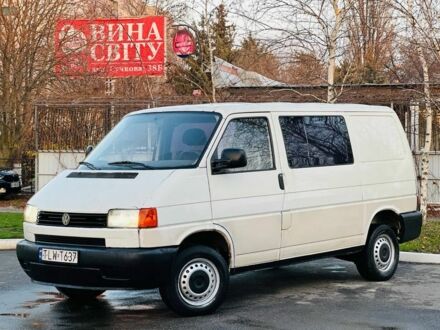 Белый Фольксваген Transporter, объемом двигателя 1.9 л и пробегом 200 тыс. км за 3650 $, фото 1 на Automoto.ua