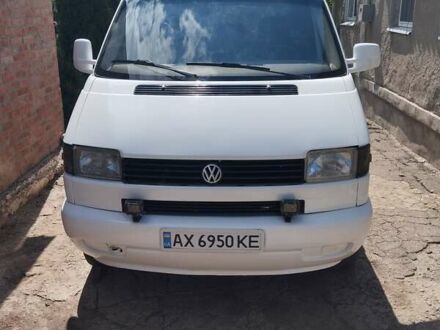 Белый Фольксваген Transporter, объемом двигателя 2.46 л и пробегом 422 тыс. км за 5900 $, фото 1 на Automoto.ua