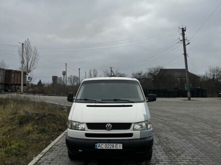 Белый Фольксваген Transporter, объемом двигателя 1.9 л и пробегом 312 тыс. км за 5200 $, фото 1 на Automoto.ua