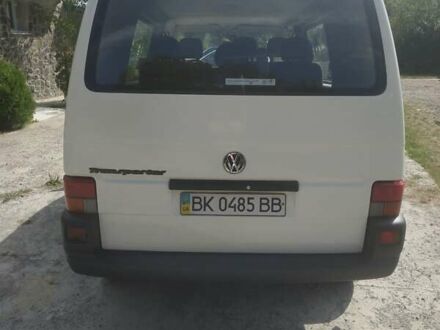 Фольксваген Transporter 2000 в Новоукраинке на Automoto.ua Белый Фольксваген Transporter, объемом двигателя 1.9 л и пробегом 254 тыс. км за 6400 $, фото 1 на Automoto.ua