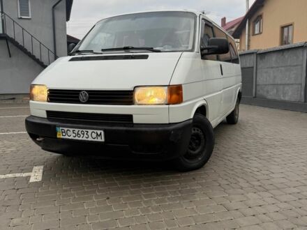 Белый Фольксваген Transporter, объемом двигателя 2.4 л и пробегом 599 тыс. км за 5932 $, фото 1 на Automoto.ua
