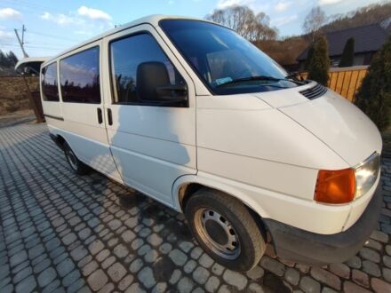 Белый Фольксваген Transporter, объемом двигателя 1.9 л и пробегом 300 тыс. км за 4050 $, фото 1 на Automoto.ua