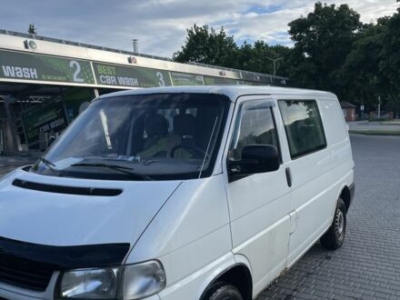Фольксваген Transporter 2000 в Кропивницком (Кировограде) на Automoto.ua Белый Фольксваген Transporter, объемом двигателя 1.9 л и пробегом 290 тыс. км за 5500 $, фото 1 на Automoto.ua