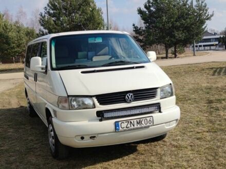 Білий Фольксваген Transporter, об'ємом двигуна 2.8 л та пробігом 218 тис. км за 3700 $, фото 1 на Automoto.ua
