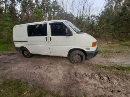 Фольксваген Transporter 2000 в Шостке на Automoto.ua Белый Фольксваген Transporter, объемом двигателя 2.4 л и пробегом 430 тыс. км за 4300 $, фото 1 на Automoto.ua
