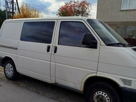 Фольксваген Transporter 2000 в Коростышеве на Automoto.ua Белый Фольксваген Transporter, объемом двигателя 2.5 л и пробегом 250 тыс. км за 5300 $, фото 1 на Automoto.ua