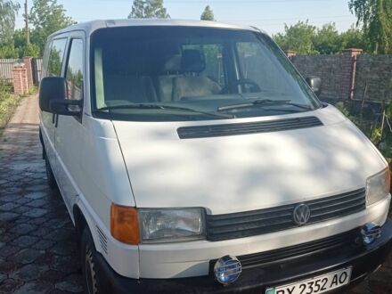 Фольксваген Transporter 2000 у Шепетовке на Automoto.ua Білий Фольксваген Transporter, об'ємом двигуна 1.9 л та пробігом 460 тис. км за 6200 $, фото 1 на Automoto.ua