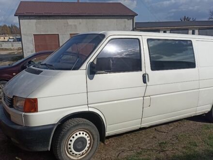 Білий Фольксваген Transporter, об'ємом двигуна 2.5 л та пробігом 291 тис. км за 6800 $, фото 1 на Automoto.ua