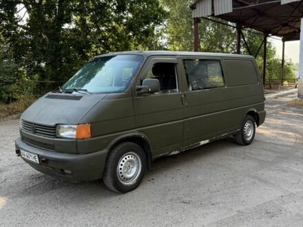 Фольксваген Transporter 2000 в Смеле на Automoto.ua Белый Фольксваген Transporter, объемом двигателя 1.9 л и пробегом 200 тыс. км за 2600 $, фото 1 на Automoto.ua
