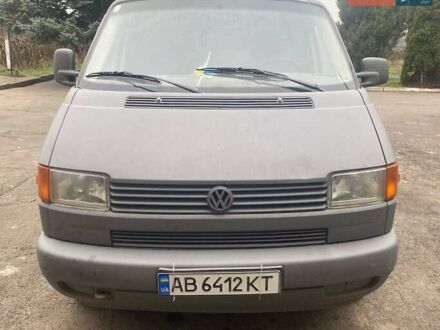 Белый Фольксваген Transporter, объемом двигателя 2.5 л и пробегом 276 тыс. км за 4550 $, фото 1 на Automoto.ua