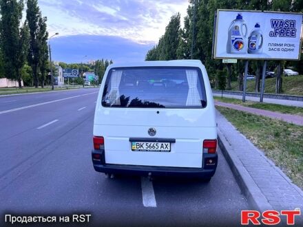 Фольксваген Transporter 2001 в Ровно на Automoto.ua Белый Фольксваген Transporter, объемом двигателя 2.5 л и пробегом 435 тыс. км за 7200 $, фото 1 на Automoto.ua