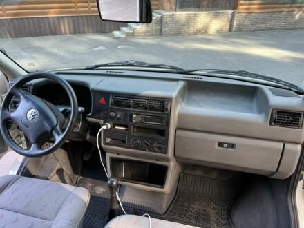 Фольксваген Transporter 2001 в Виннице на Automoto.ua Белый Фольксваген Transporter, объемом двигателя 2.5 л и пробегом 400 тыс. км за 7668 $, фото 1 на Automoto.ua