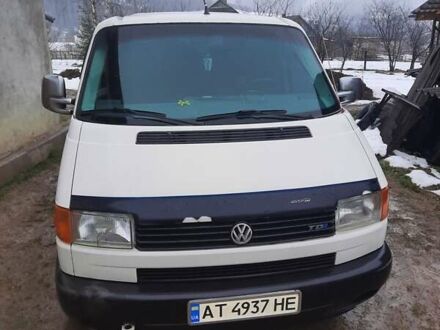 Фольксваген Transporter 2001 в Надворной на Automoto.ua Белый Фольксваген Transporter, объемом двигателя 2.5 л и пробегом 495 тыс. км за 6300 $, фото 1 на Automoto.ua