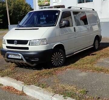 Белый Фольксваген Transporter, объемом двигателя 2.5 л и пробегом 428 тыс. км за 8709 $, фото 1 на Automoto.ua