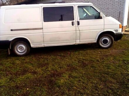 Фольксваген Transporter 2001 у Жовкві на Automoto.ua Білий Фольксваген Transporter, об'ємом двигуна 2.4 л та пробігом 494 тис. км за 5000 $, фото 1 на Automoto.ua