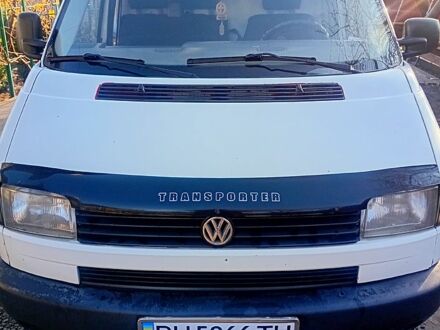 Белый Фольксваген Transporter, объемом двигателя 2.5 л и пробегом 0 тыс. км за 3850 $, фото 1 на Automoto.ua