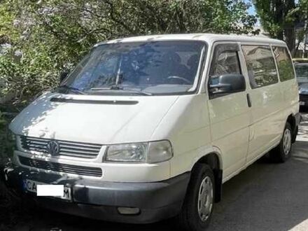 Белый Фольксваген Transporter, объемом двигателя 0 л и пробегом 235 тыс. км за 7500 $, фото 1 на Automoto.ua