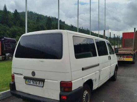 Белый Фольксваген Transporter, объемом двигателя 2.4 л и пробегом 580 тыс. км за 4200 $, фото 1 на Automoto.ua