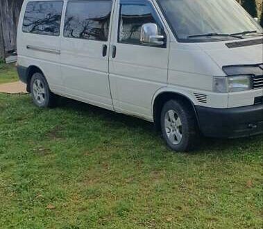 Білий Фольксваген Transporter, об'ємом двигуна 2.46 л та пробігом 467 тис. км за 7300 $, фото 1 на Automoto.ua