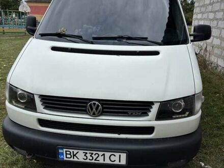 Білий Фольксваген Transporter, об'ємом двигуна 2.49 л та пробігом 400 тис. км за 6900 $, фото 1 на Automoto.ua