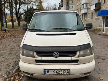 Белый Фольксваген Transporter, объемом двигателя 2.5 л и пробегом 849 тыс. км за 4000 $, фото 1 на Automoto.ua