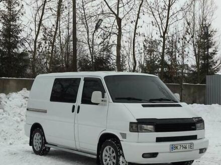 Білий Фольксваген Transporter, об'ємом двигуна 2.5 л та пробігом 456 тис. км за 7300 $, фото 1 на Automoto.ua