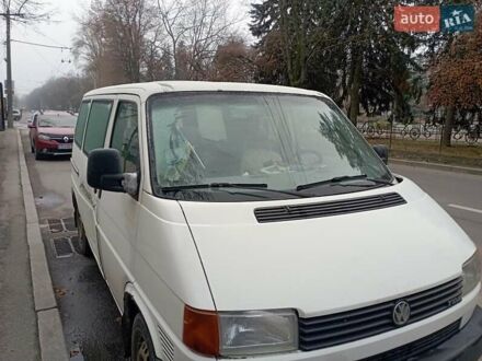 Белый Фольксваген Transporter, объемом двигателя 2.5 л и пробегом 487 тыс. км за 4999 $, фото 1 на Automoto.ua
