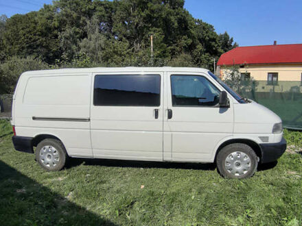 Білий Фольксваген Transporter, об'ємом двигуна 2.5 л та пробігом 347 тис. км за 7500 $, фото 1 на Automoto.ua