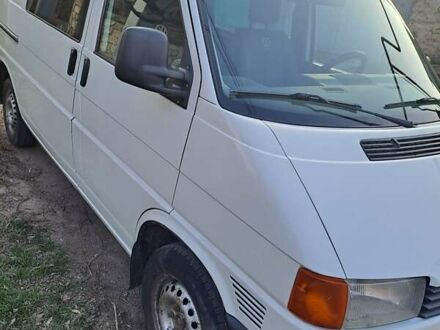 Фольксваген Transporter 2003 в Любашевке на Automoto.ua Белый Фольксваген Transporter, объемом двигателя 2.5 л и пробегом 500 тыс. км за 6500 $, фото 1 на Automoto.ua