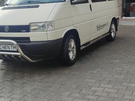 Белый Фольксваген Transporter, объемом двигателя 2.5 л и пробегом 470 тыс. км за 6500 $, фото 1 на Automoto.ua