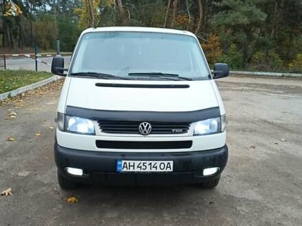 Фольксваген Transporter 2003 в Обухове на Automoto.ua Белый Фольксваген Transporter, объемом двигателя 2.46 л и пробегом 583 тыс. км за 7500 $, фото 1 на Automoto.ua